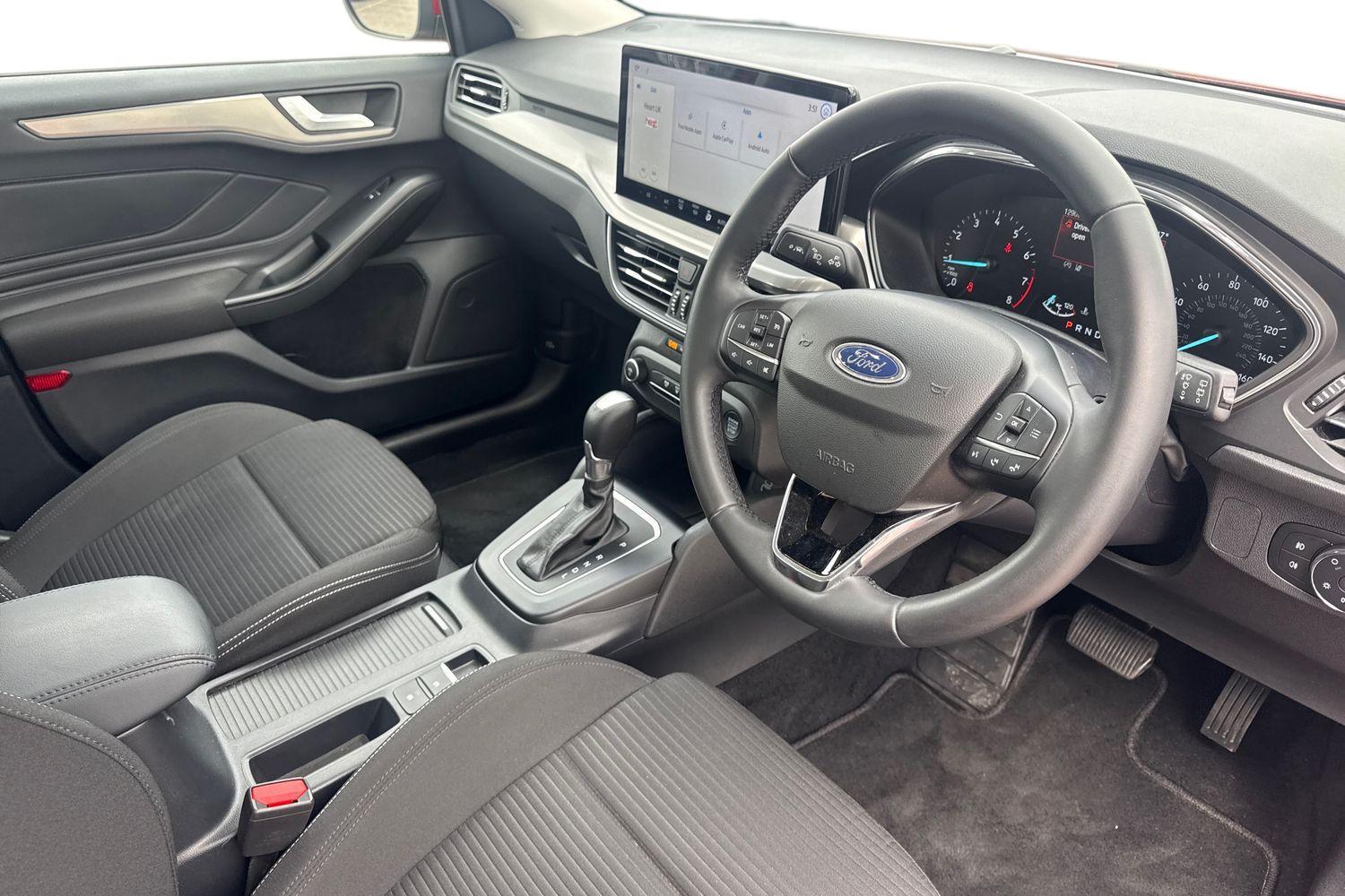 Ford FOCUS Photo 8