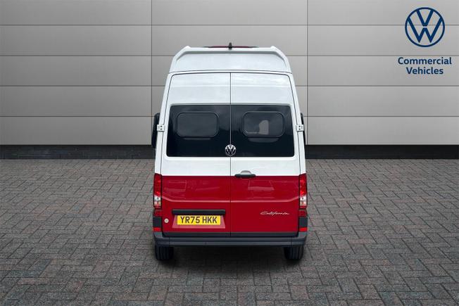 VOLKSWAGEN Grand California Photo 7