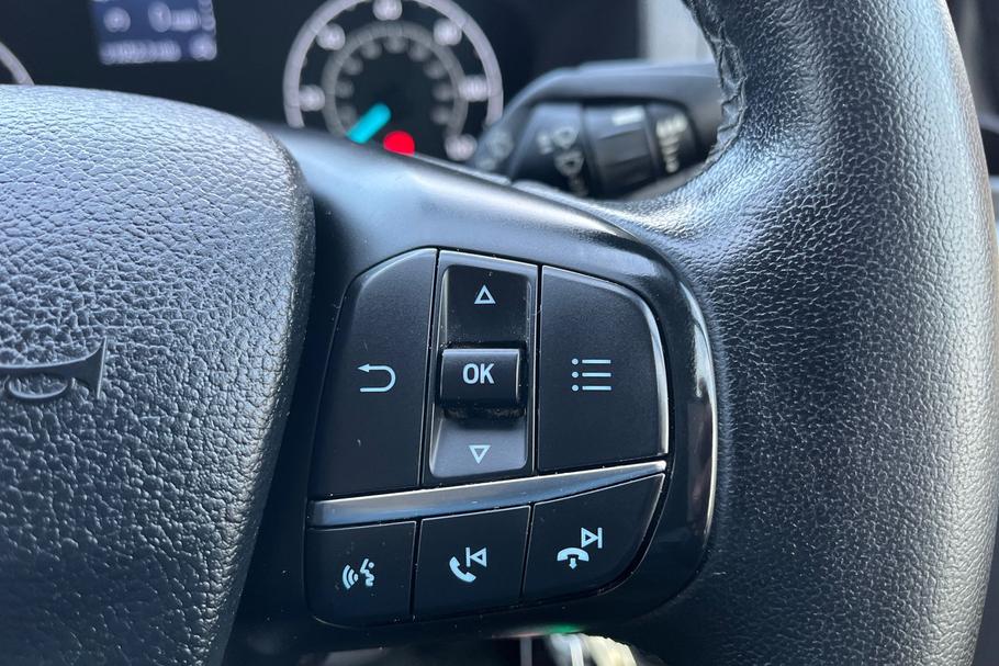 Used Ford TRANSIT CUSTOM YM70PUO 9