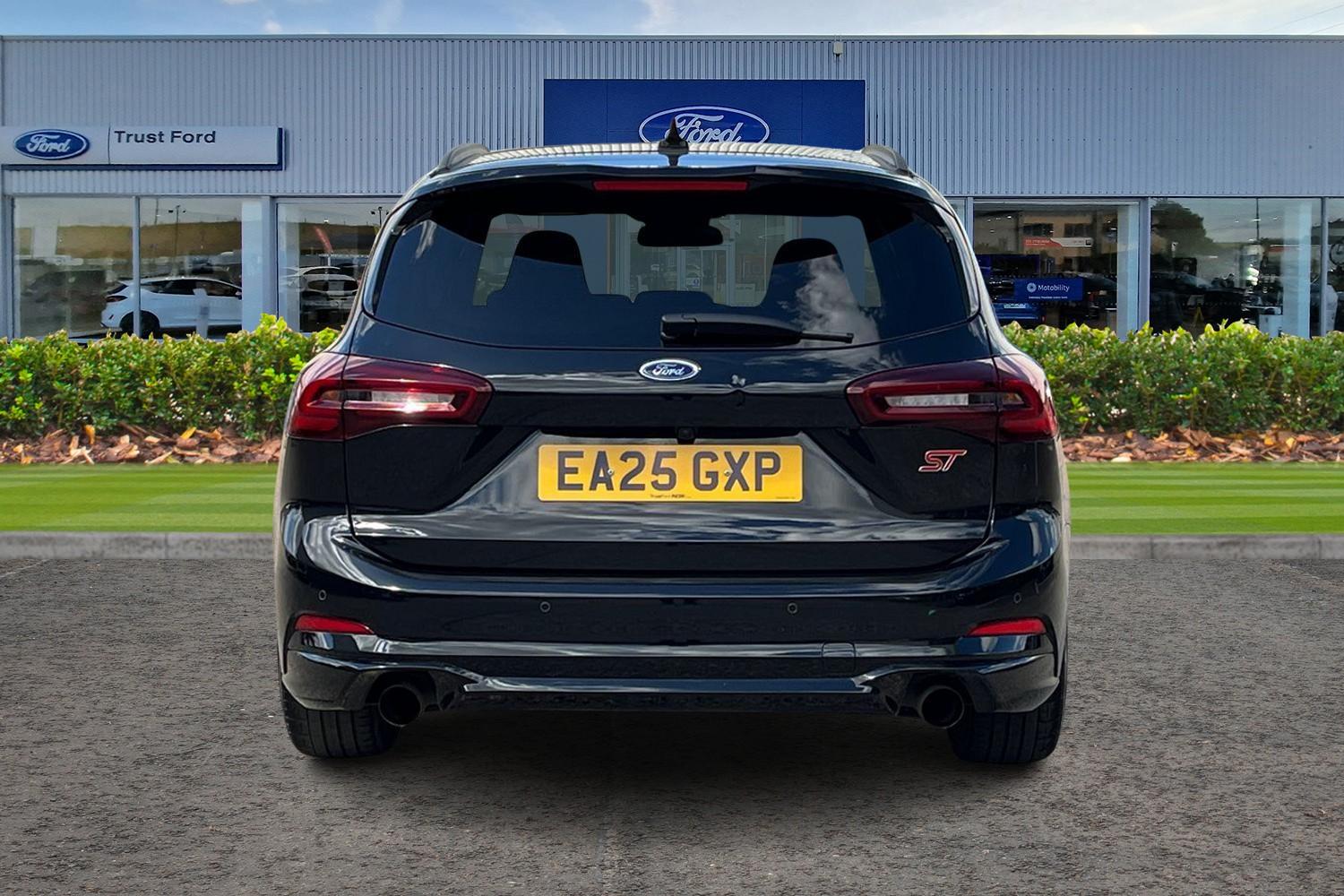 Ford Focus Photo 6