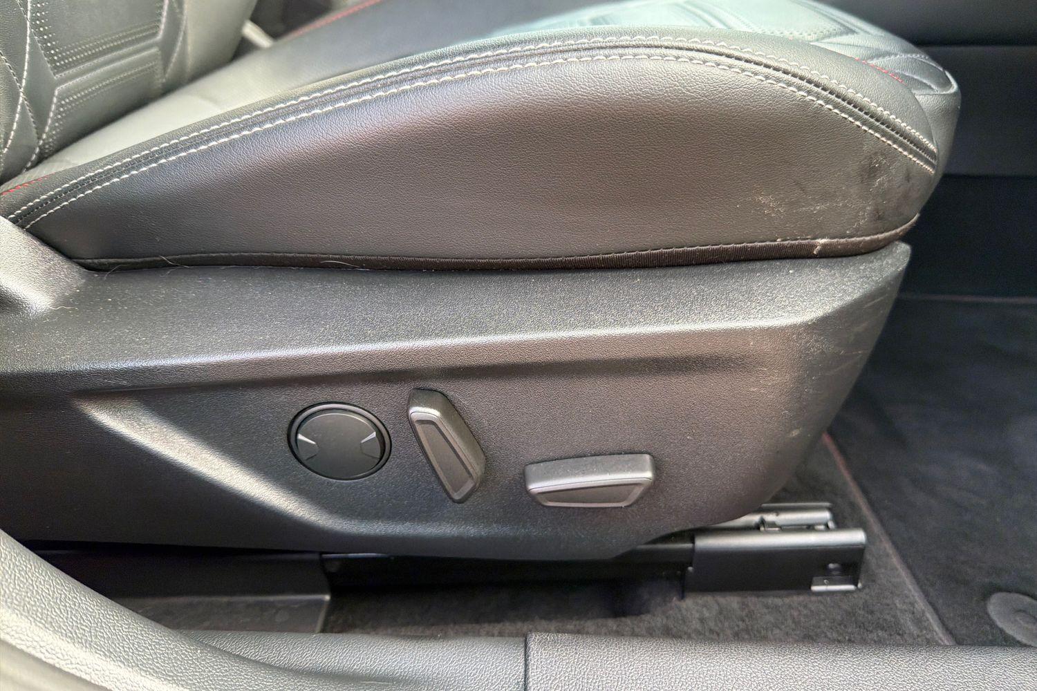 Ford FOCUS Photo 31