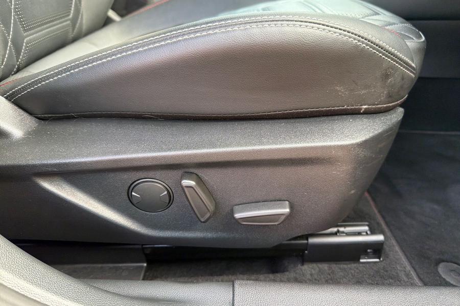 Ford FOCUS Photo autoimg-854884b4e459d3a278969aa5b4c4599658f6ade3.jpg