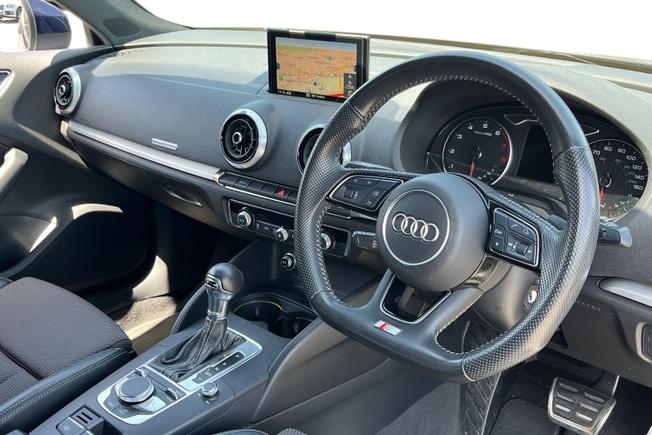 AUDI A3 Photo 6