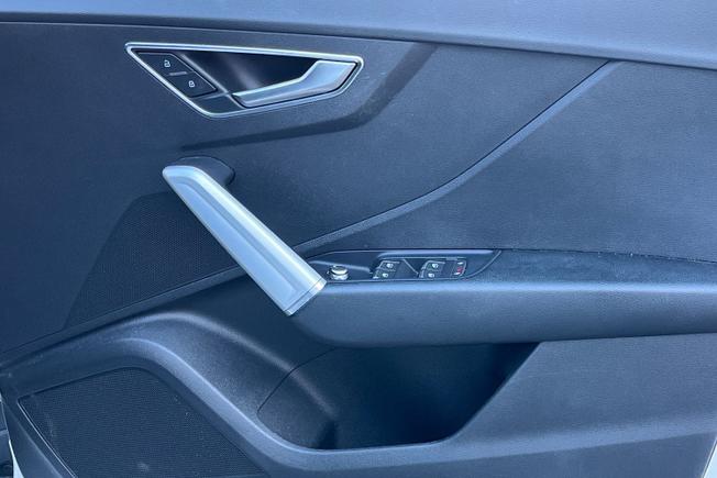 AUDI Q2 Photo 40