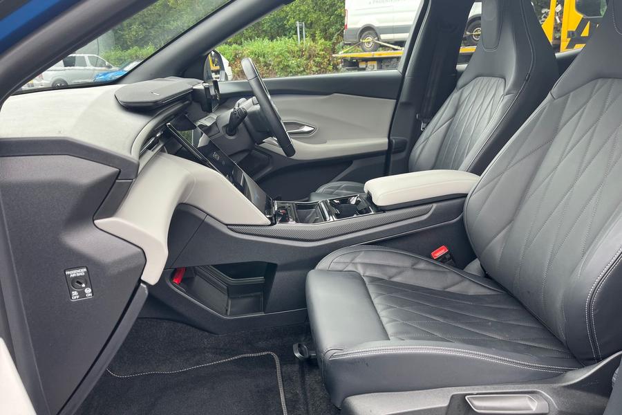 Ford Explorer Photo autoimg-854f8d7d7271d318743d175d265ee21eddbb2748.jpg