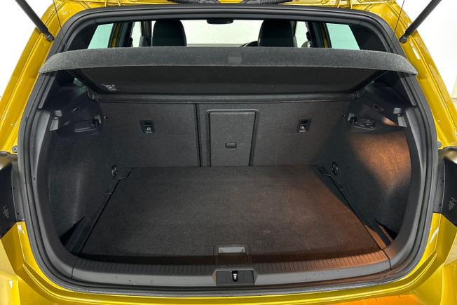 Volkswagen Golf Photo 12