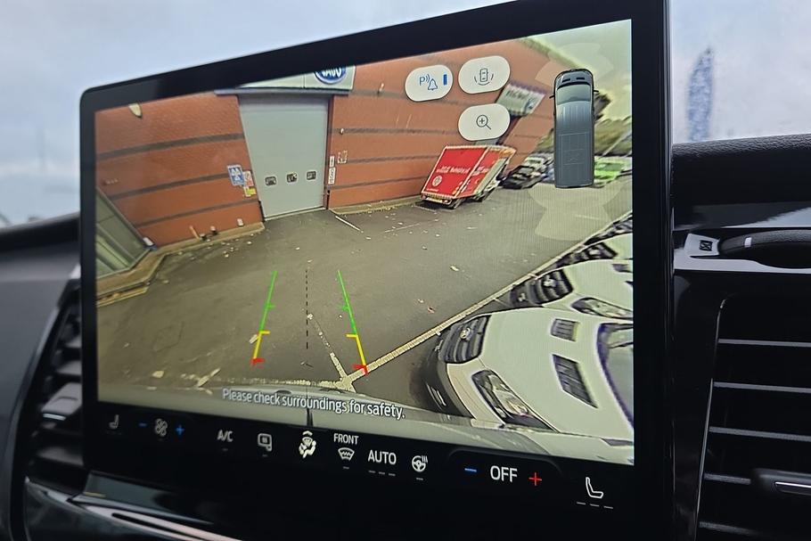 Used Ford E-TRANSIT 39