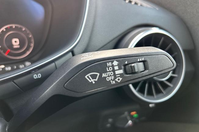 AUDI TT Photo 50