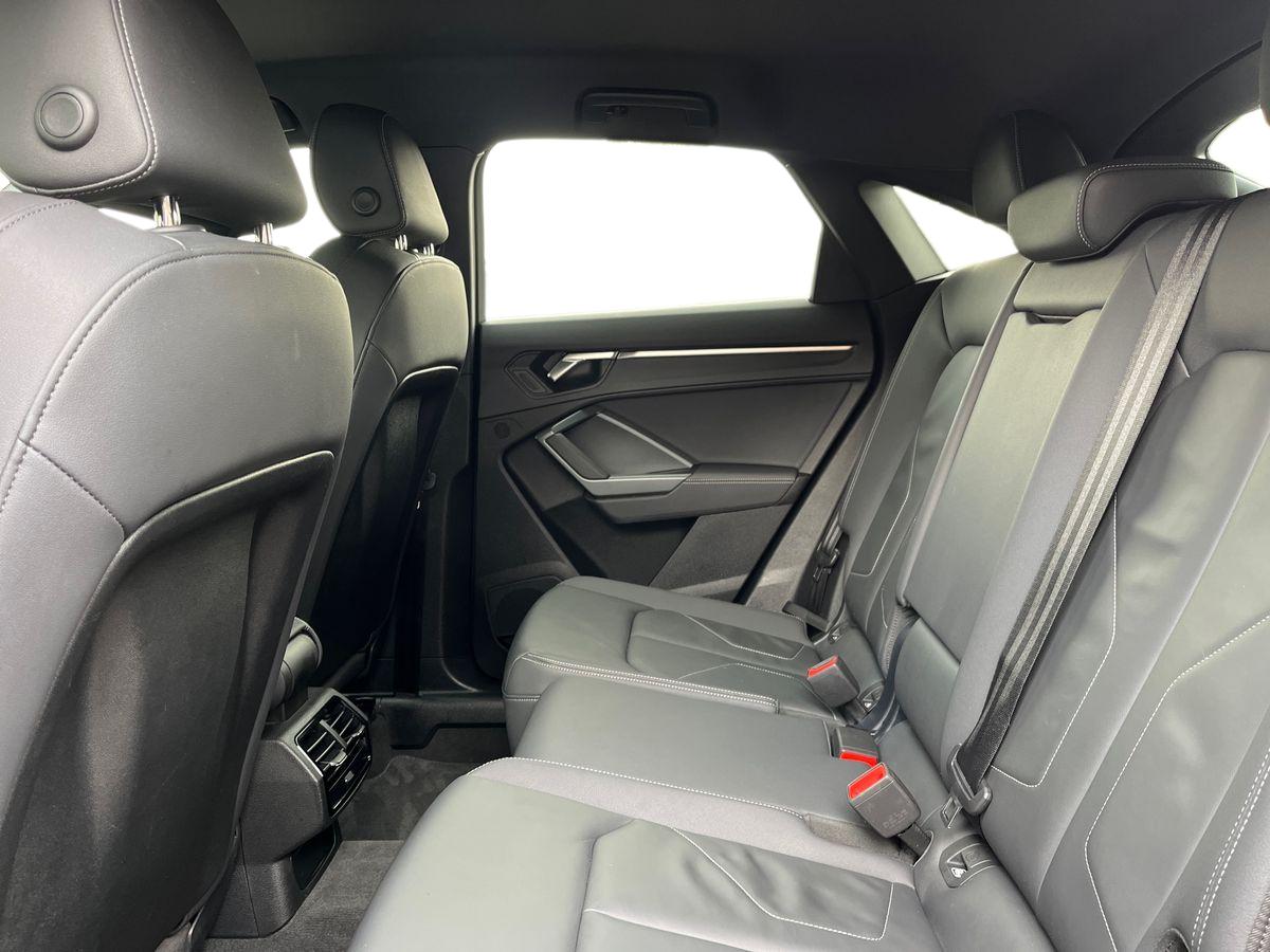 Audi Q3 Photo 3