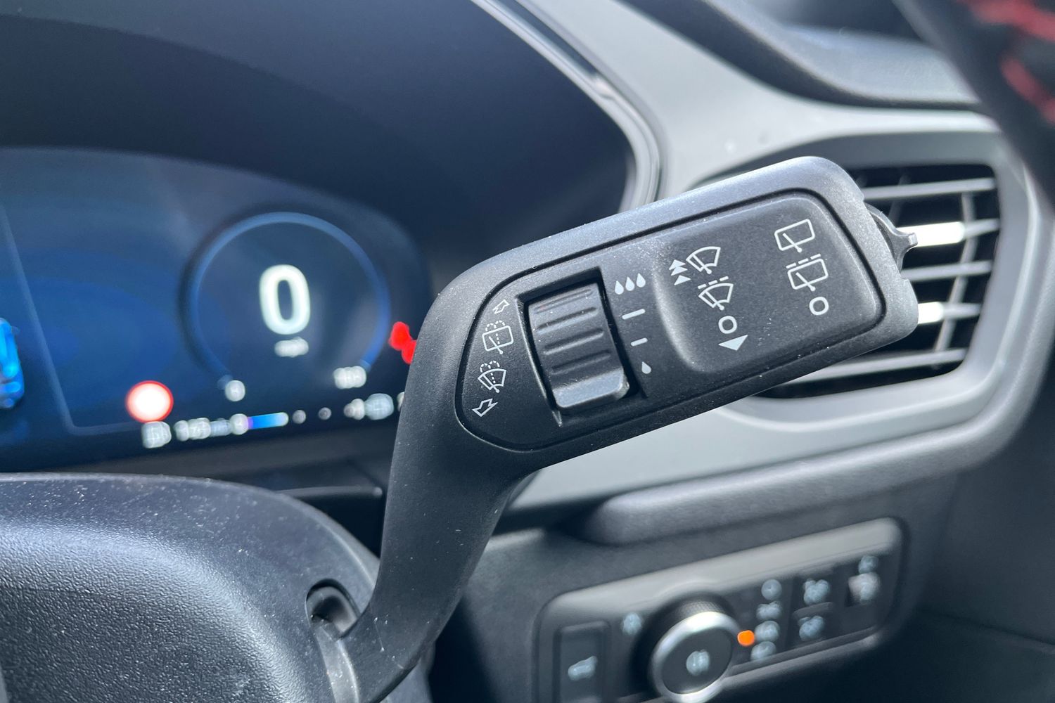 Ford KUGA Photo 14