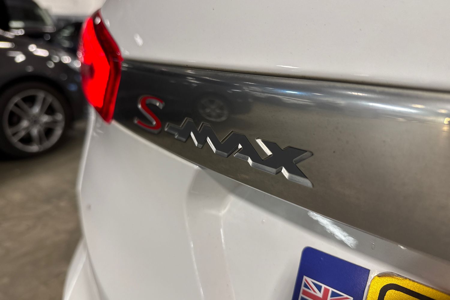 Ford S-MAX Photo 42