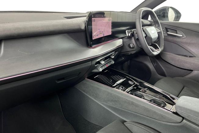 AUDI Q3 Photo 2