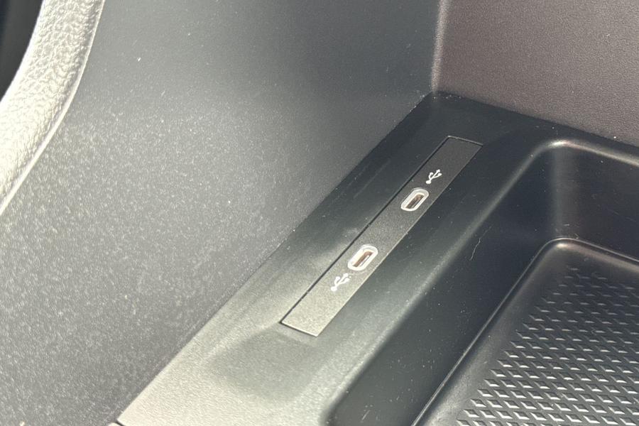 Ford TRANSIT CONNECT Photo autoimg-855f30bc75cbe8dc4da56b043c9a9abc29bb8db5.jpg