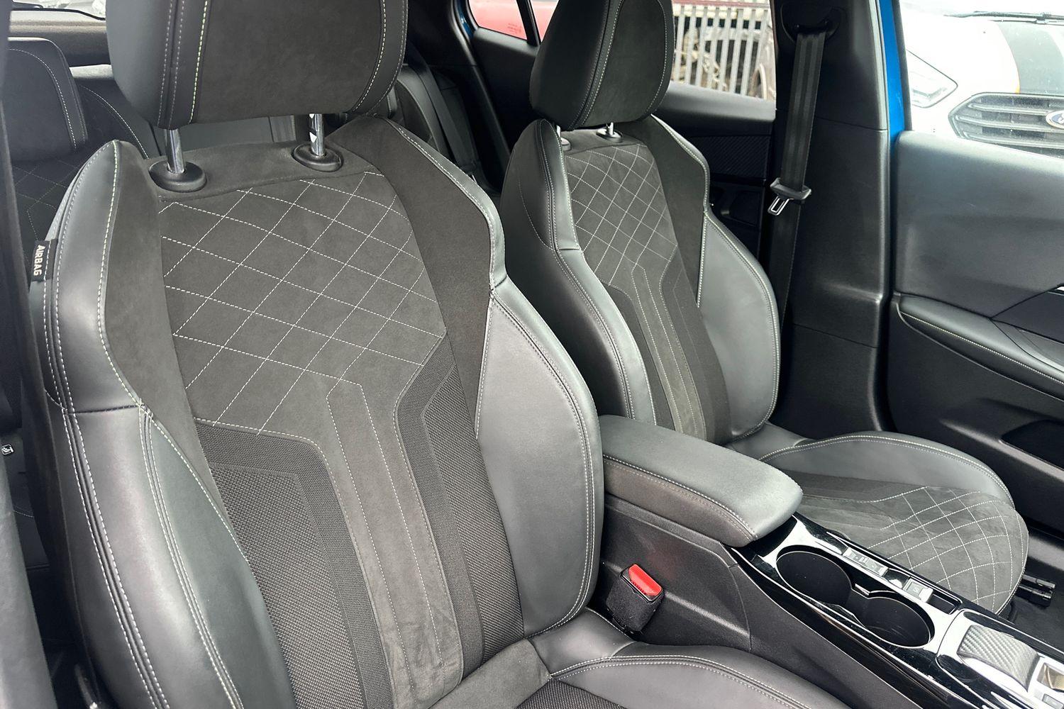 Peugeot 2008 Photo 16