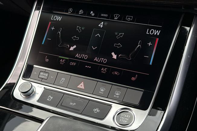 AUDI Q7 Photo 36