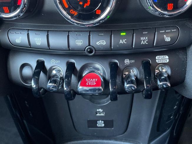 MINI Hatch Photo 46