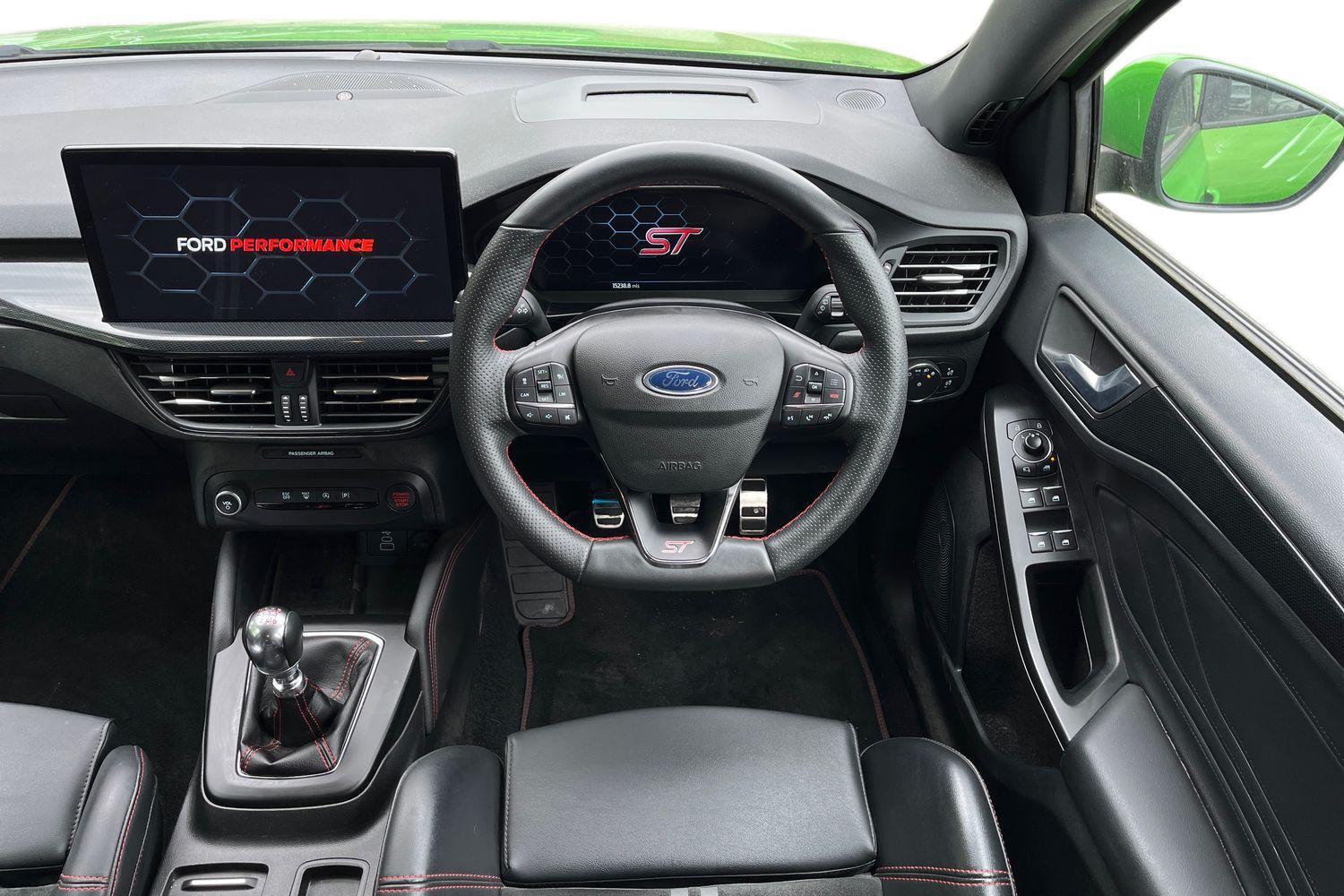 Ford Focus Photo 10