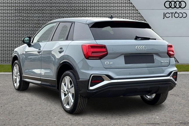 AUDI Q2 Photo 3