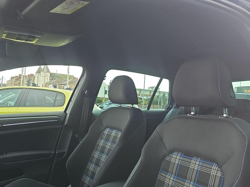 Used Volkswagen Golf NV20MSU 34