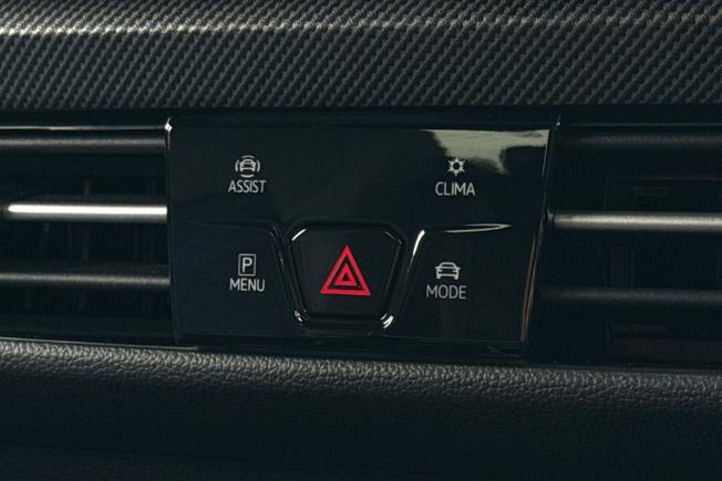 Volkswagen Golf Photo 25