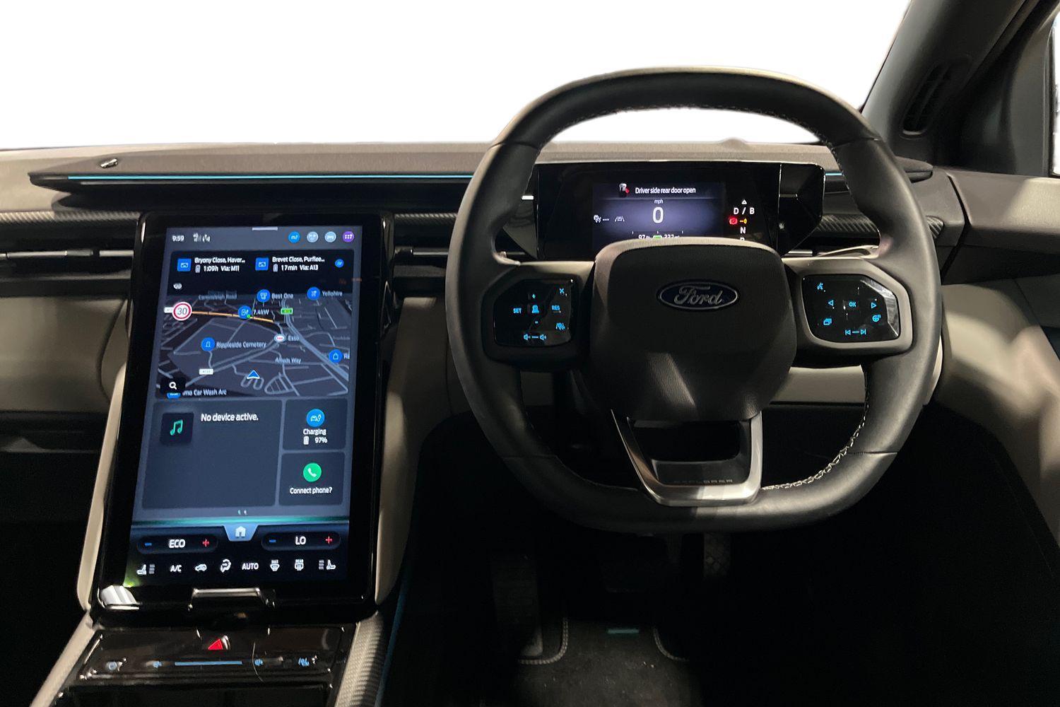 Ford Explorer Photo 10