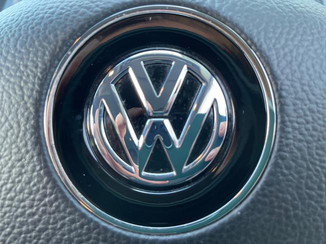 VOLKSWAGEN Golf Photo 40