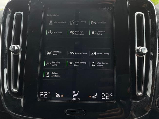 VOLVO XC40 Photo 50