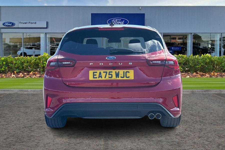 FORD FOCUS Photo autoimg-857e6013f7cf2a11d9ec77774ae94be570b83331.jpg