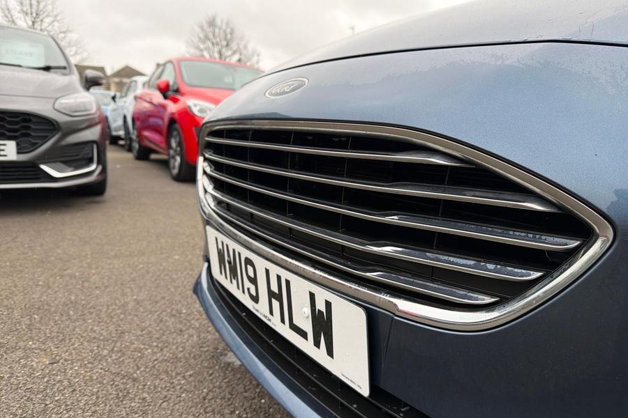 Ford FIESTA Photo autoimg-857e7734f704161dbf136264eb6094321f89362d.jpg