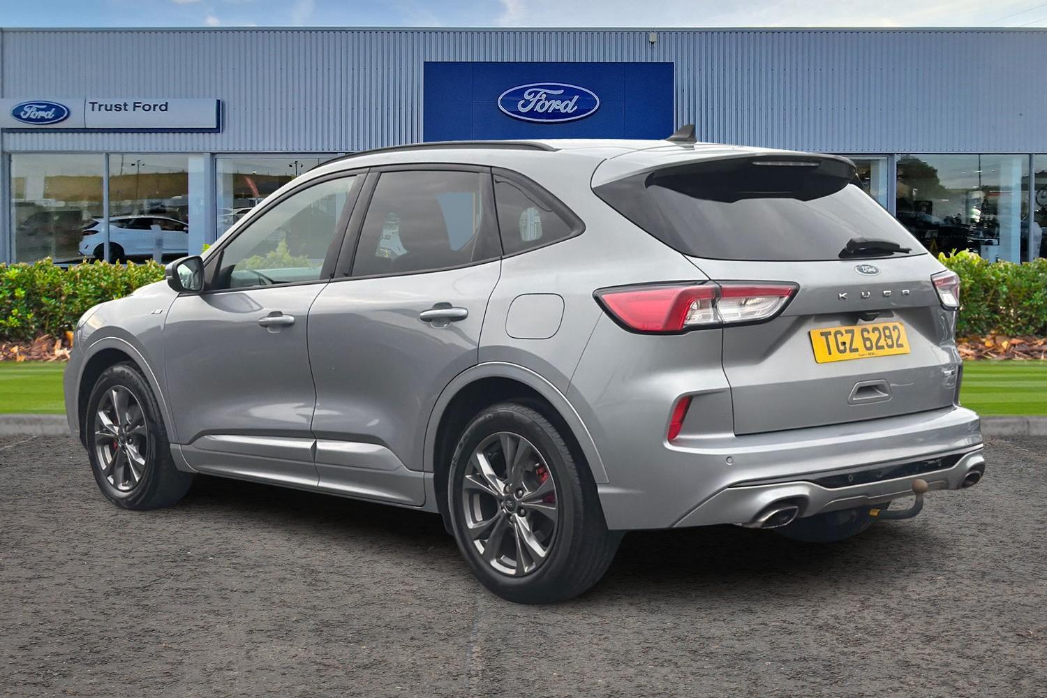 Ford KUGA Photo 1