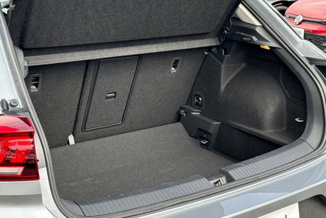 Volkswagen T-Roc Photo 48