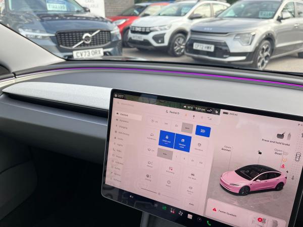 TESLA Model 3 Photo autoimg-85861845664a08287680c6da55ca248031e596ed.jpg