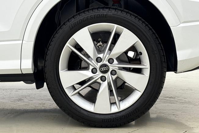 AUDI Q2 Photo 5