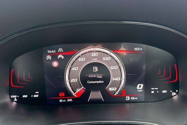 SEAT Arona Photo 16