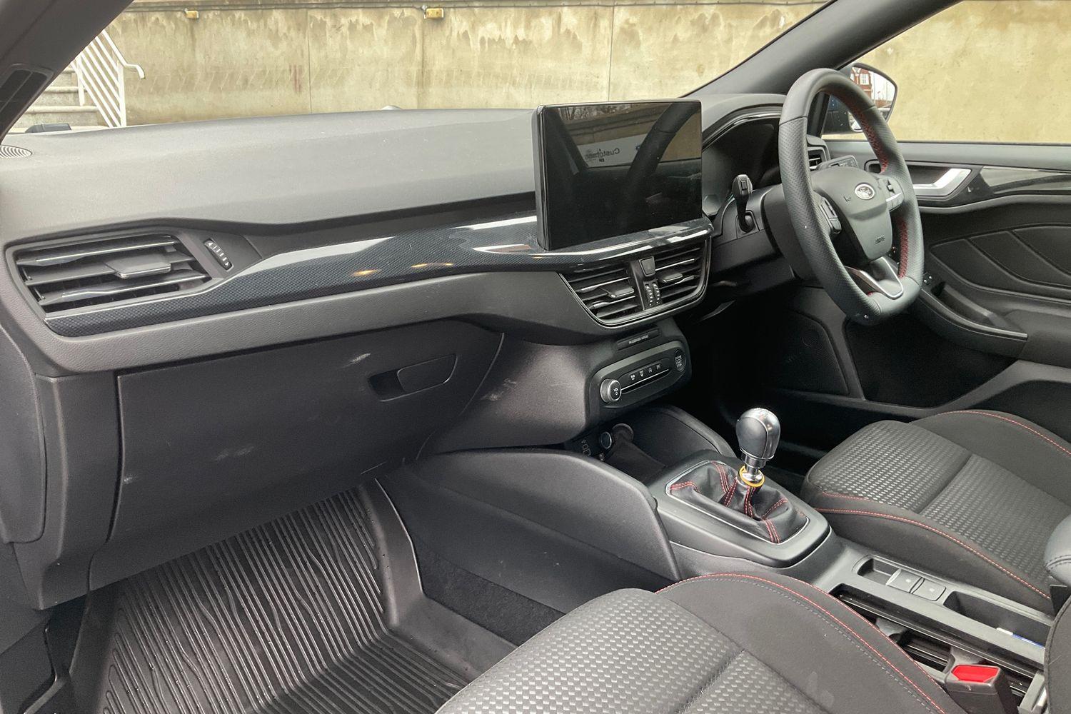 Ford Focus Photo 17
