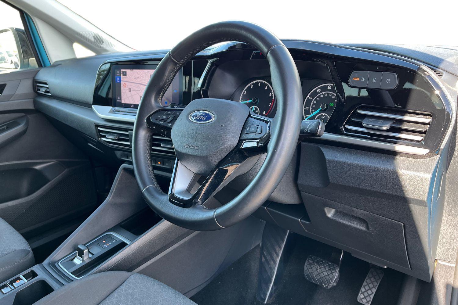 Ford Grand Tourneo Connect Photo 8