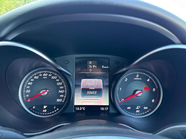 MERCEDES-BENZ C Class Photo 15
