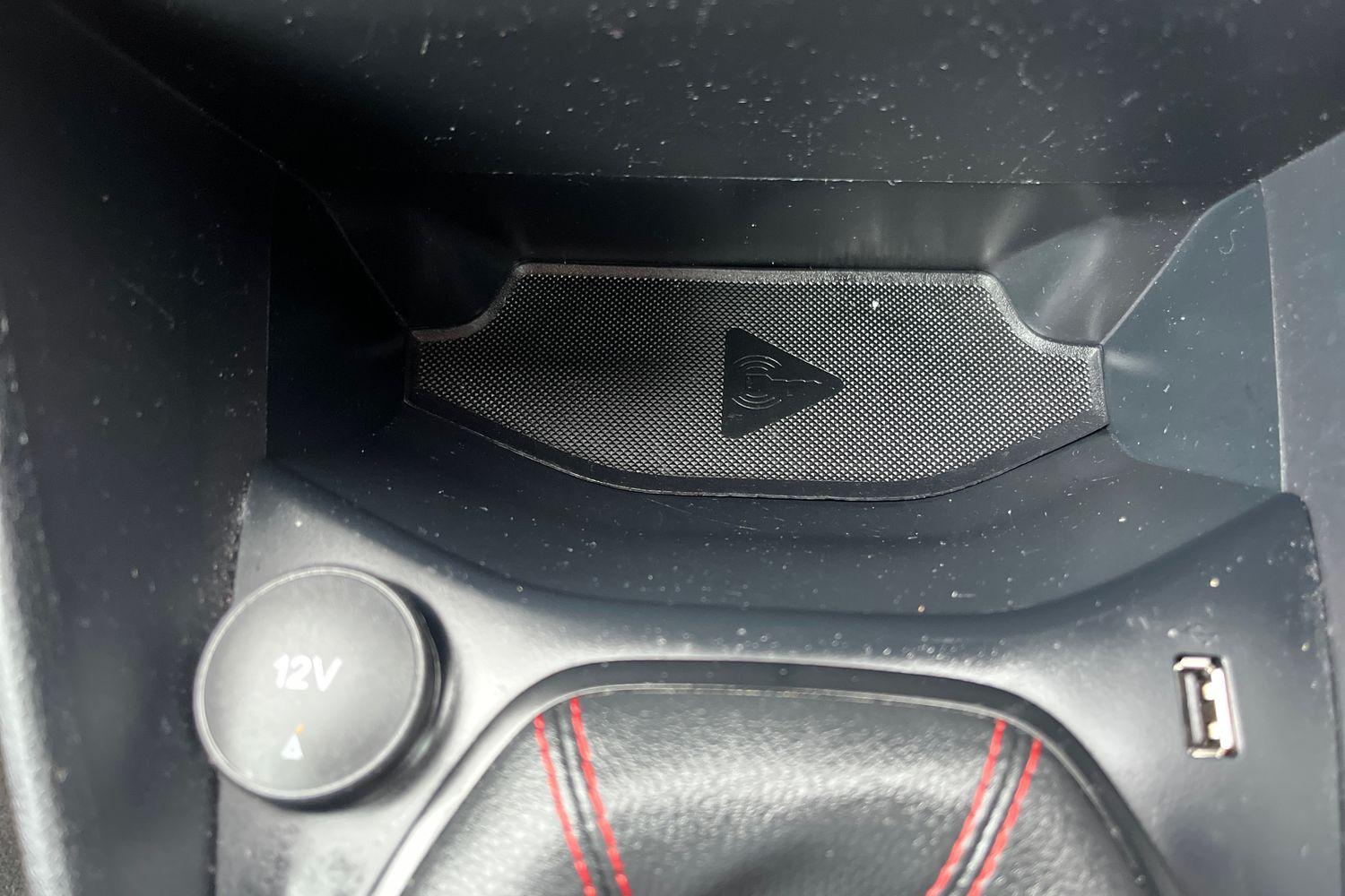 Ford FIESTA Photo 24