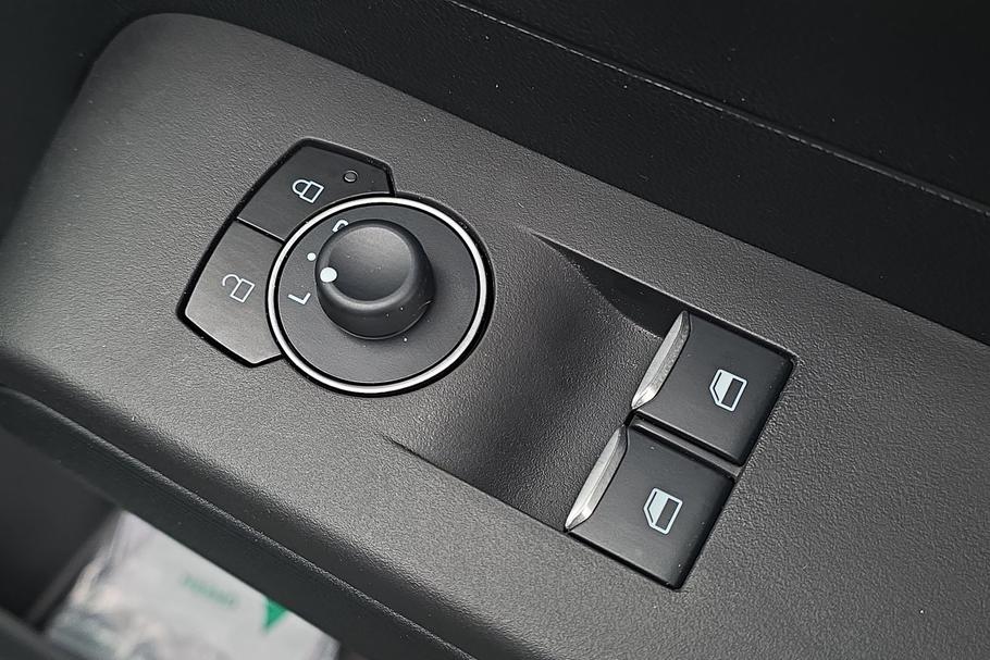 Used Ford E-TRANSIT COURIER WV75XLL 25