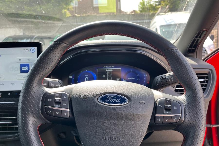 Ford FOCUS Photo autoimg-85905129f6985d9b049b378484e5af77e52796aa.jpg