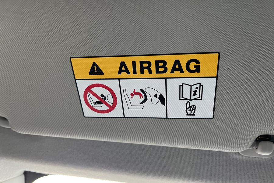Renault CLIO Photo autoimg-8591b83e892b56017d024495c771a0db9230ebd1.jpg