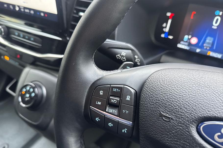 Used Ford TRANSIT WO25UCT 28