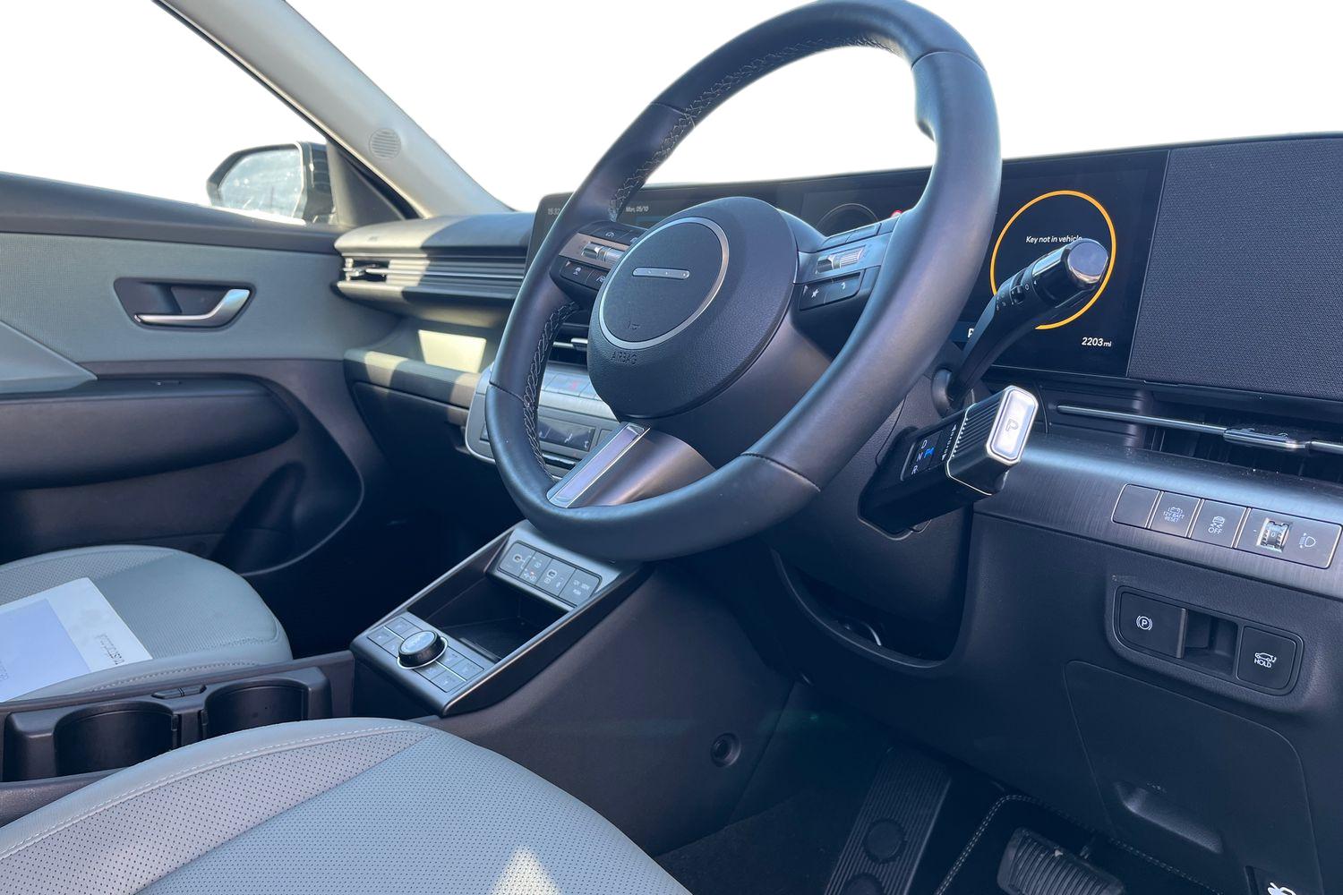 Hyundai KONA Photo 8