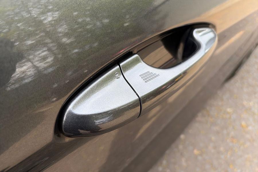 Ford Fiesta Photo autoimg-859e02a22353465d8e3696ee84662815d3d595a2.jpg