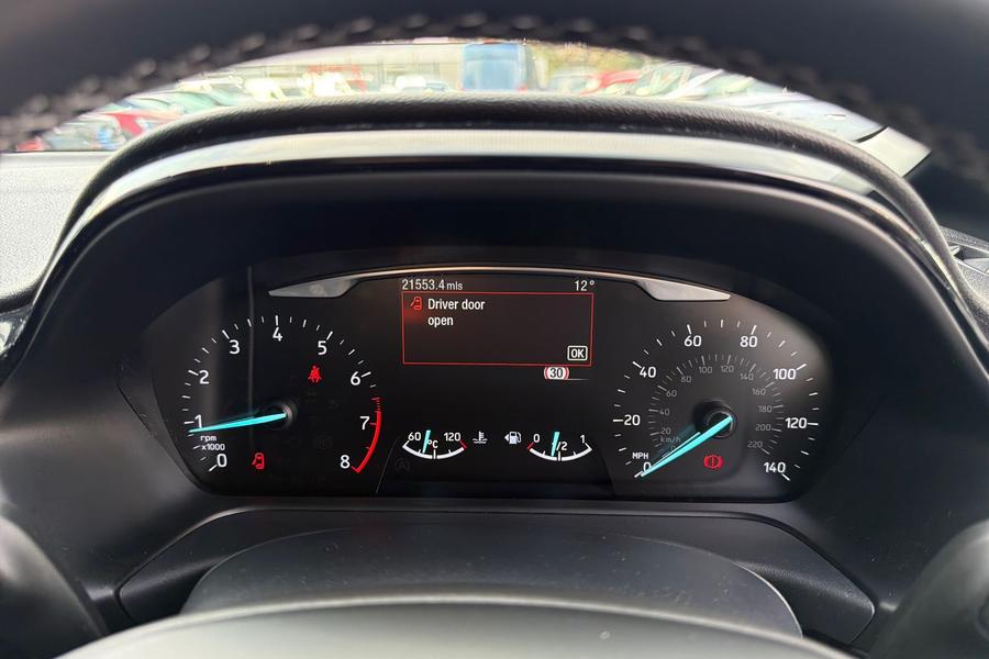 Ford FIESTA Photo autoimg-859ef343068aee25fc54cda7b2e3123aa46a1071.jpg