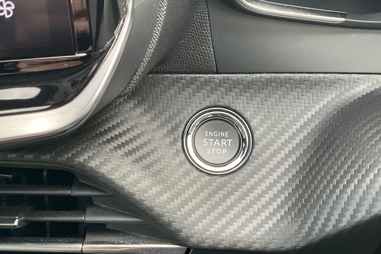 Peugeot 208 Photo 26