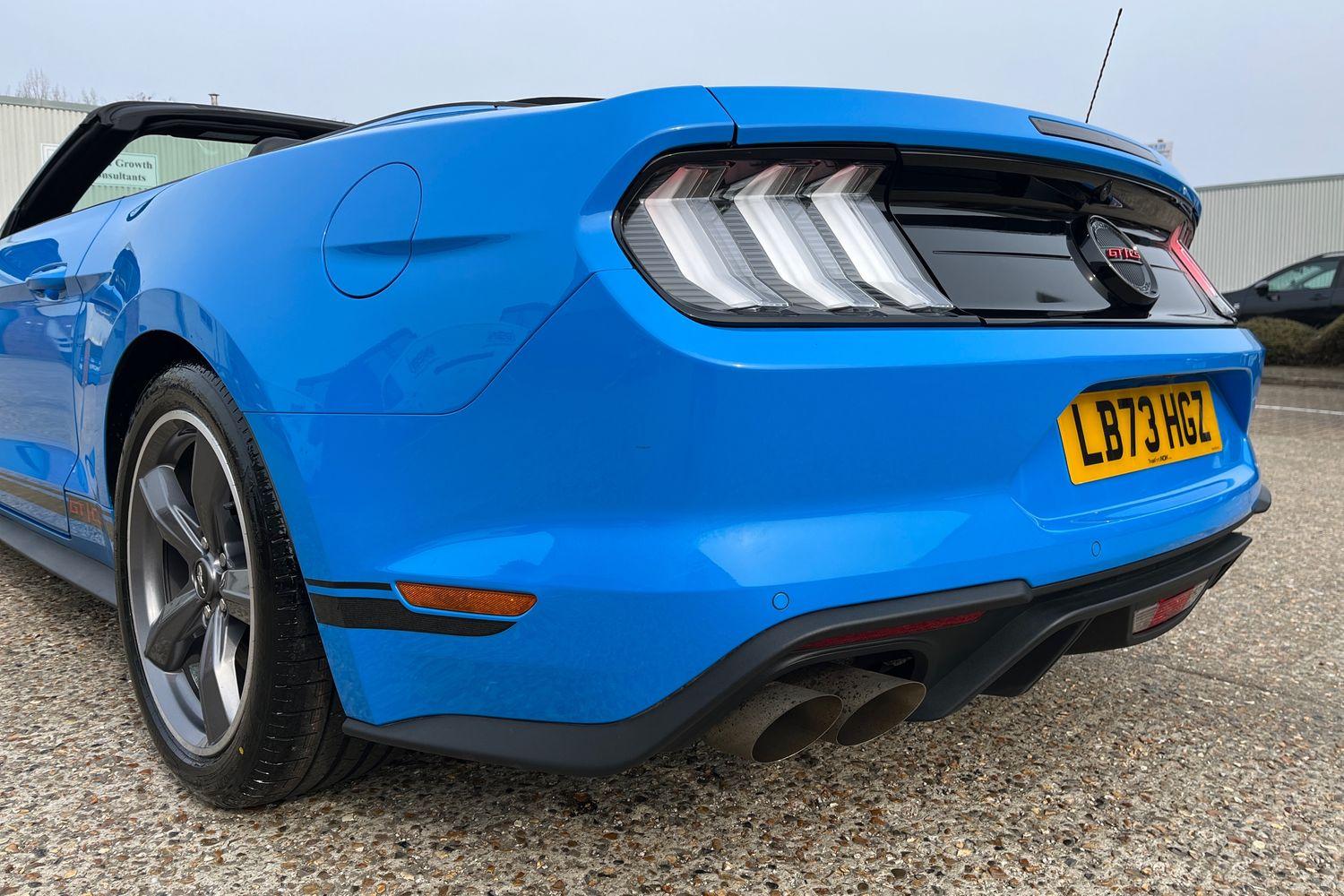 Ford Mustang Photo 37