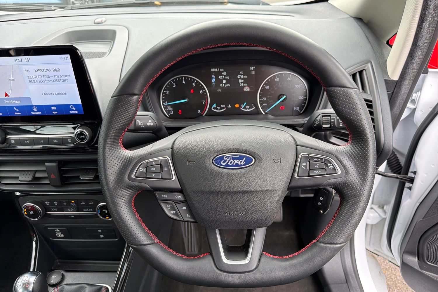 Ford ECOSPORT Photo 38