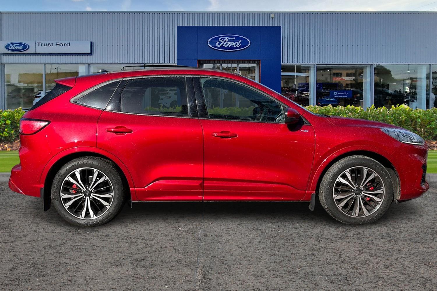 Ford Kuga Photo 2