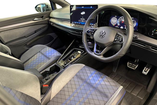 Volkswagen Golf Photo 6